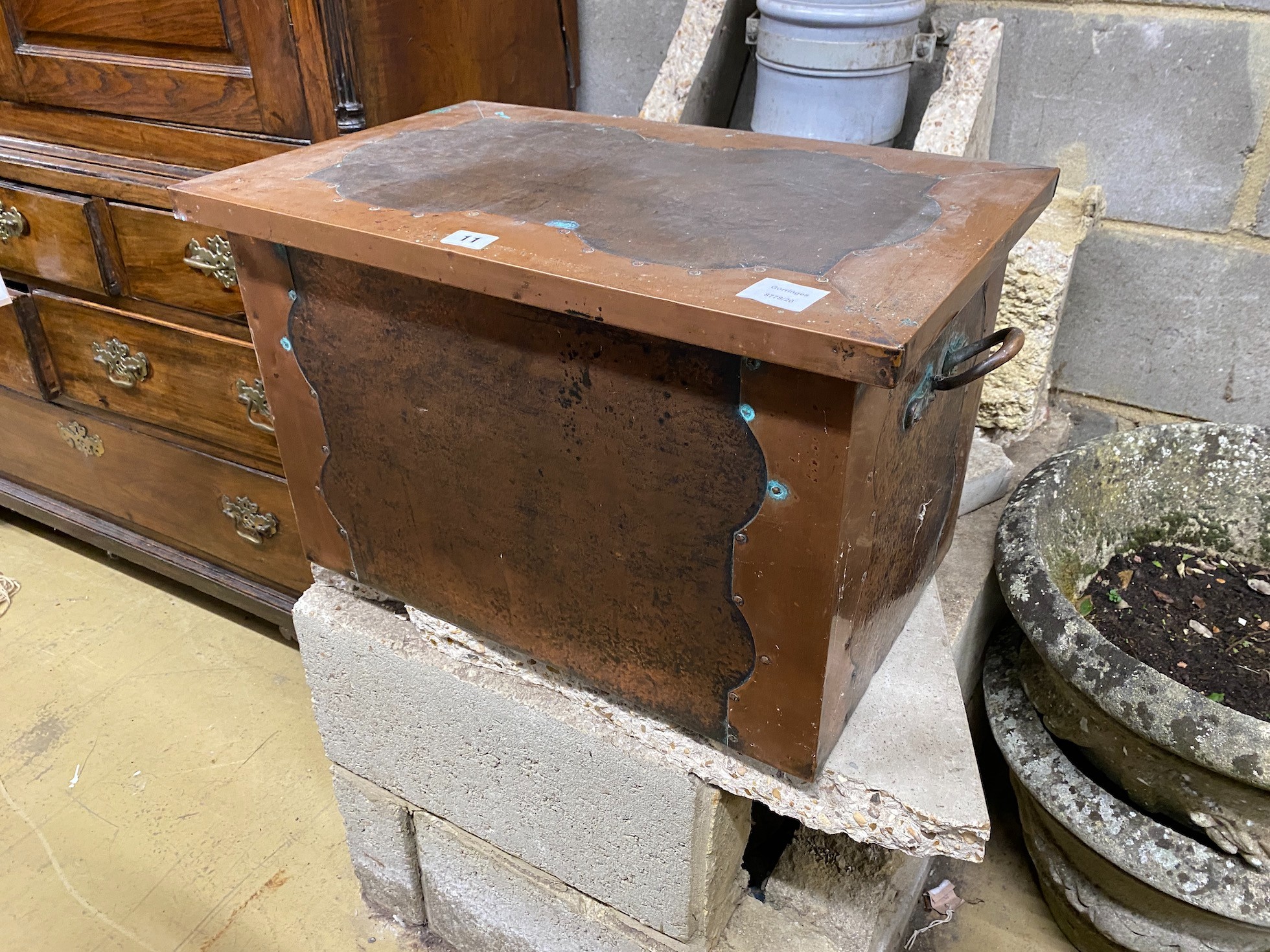An Edwardian rectangular copper log bin, width 56cm, depth 36cm, height 36cm
